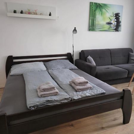 Apartment Klimka With Balcony, Free Wifi And Free Parking Μπρατισλάβα Εξωτερικό φωτογραφία