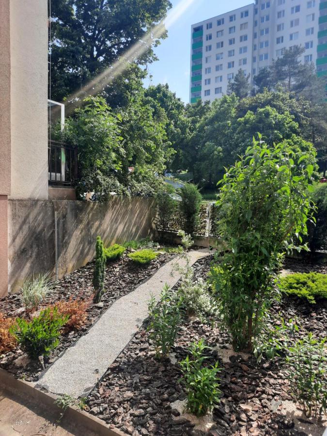 Apartment Klimka With Balcony, Free Wifi And Free Parking Μπρατισλάβα Εξωτερικό φωτογραφία