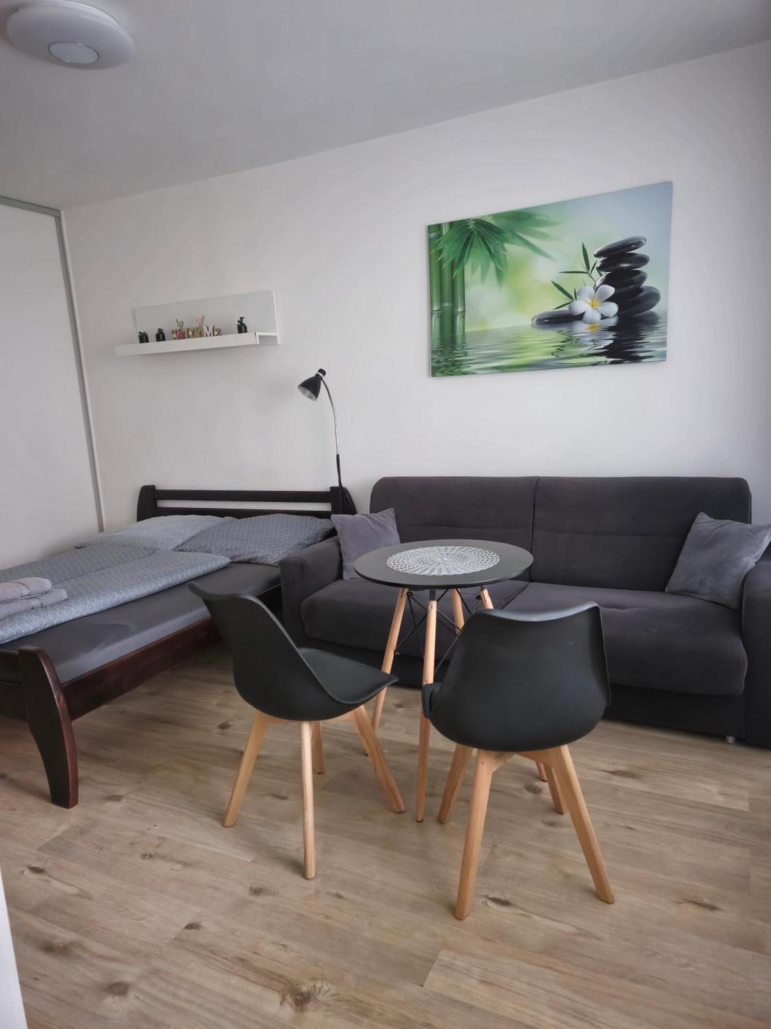 Apartment Klimka With Balcony, Free Wifi And Free Parking Μπρατισλάβα Εξωτερικό φωτογραφία